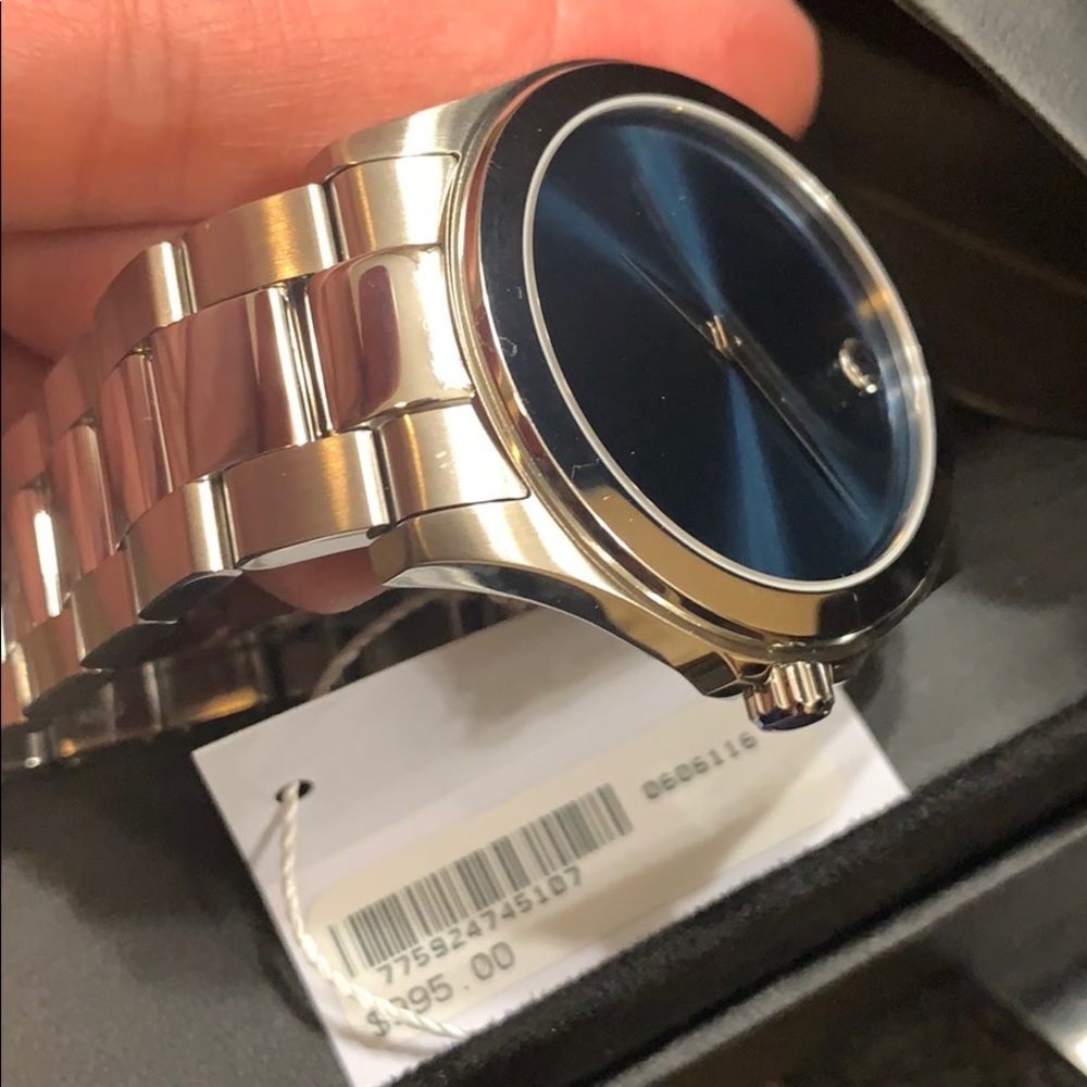 ⛔️HOLD⛔️Authentic Movado 38mm stainless blue watch - Picture 7 of 11